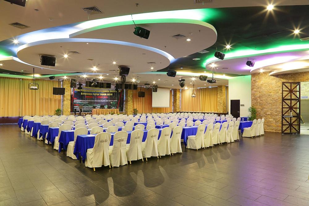 Aston Jayapura Hotel And Convention Center Exteriér fotografie